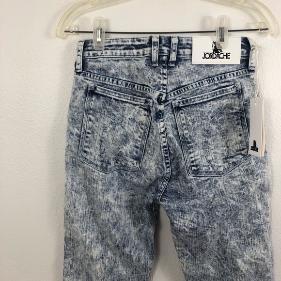 Jordache High Rise Slim Vintage Crop Acid Wash Jeans - Picture 11 of 12